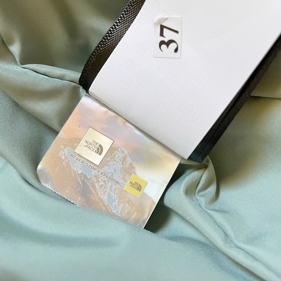 The North Face Women’s Printed Tamburello Insulated Parka - Picture 8 of 8